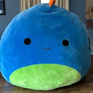 20inch Darex squishmallow.